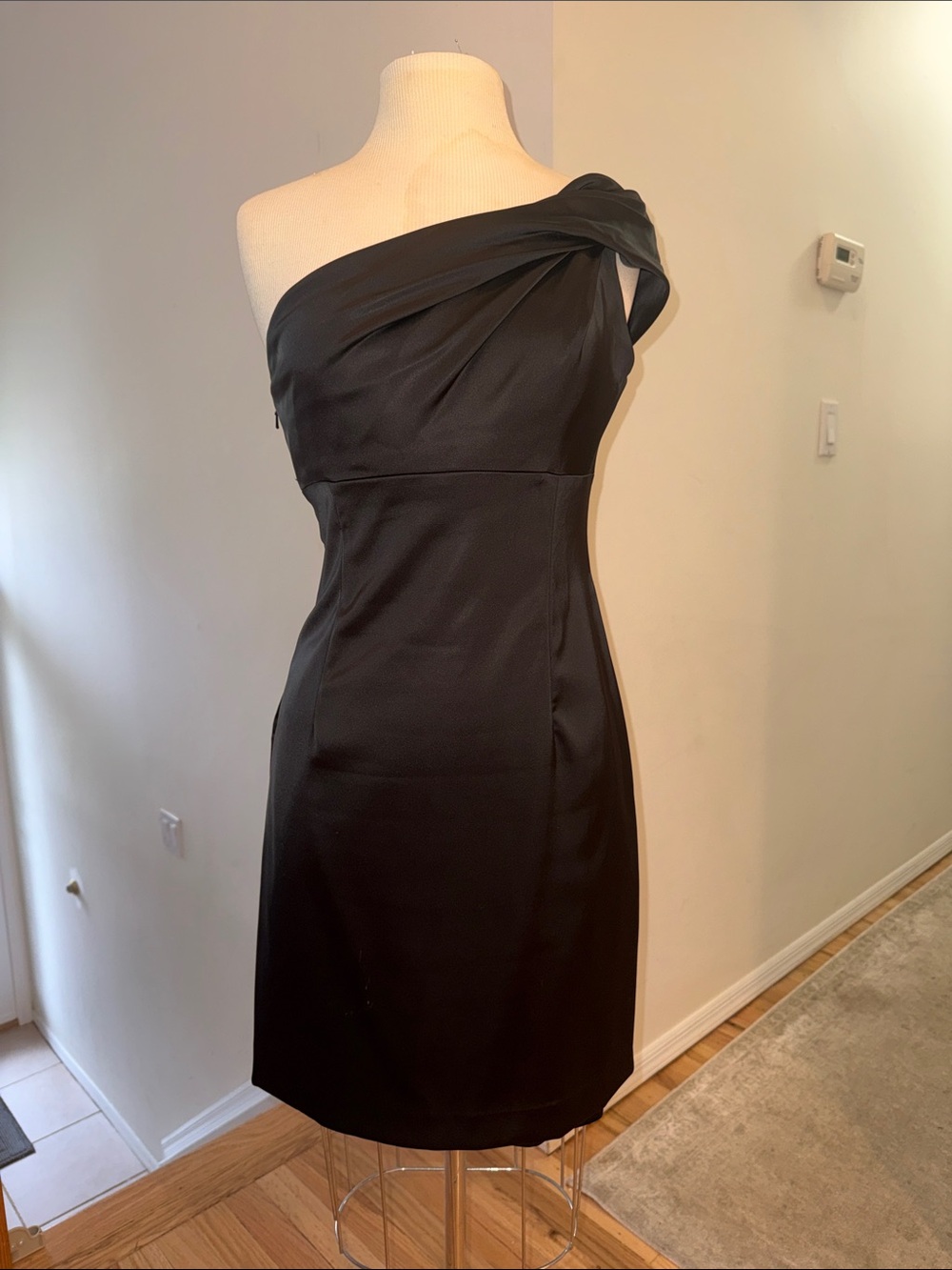 David Meister Black One-Shoulder Cocktail Dress